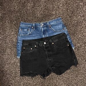 Levi’s 501 High-Waisted Denim Cutoff Shorts – Frayed Hem